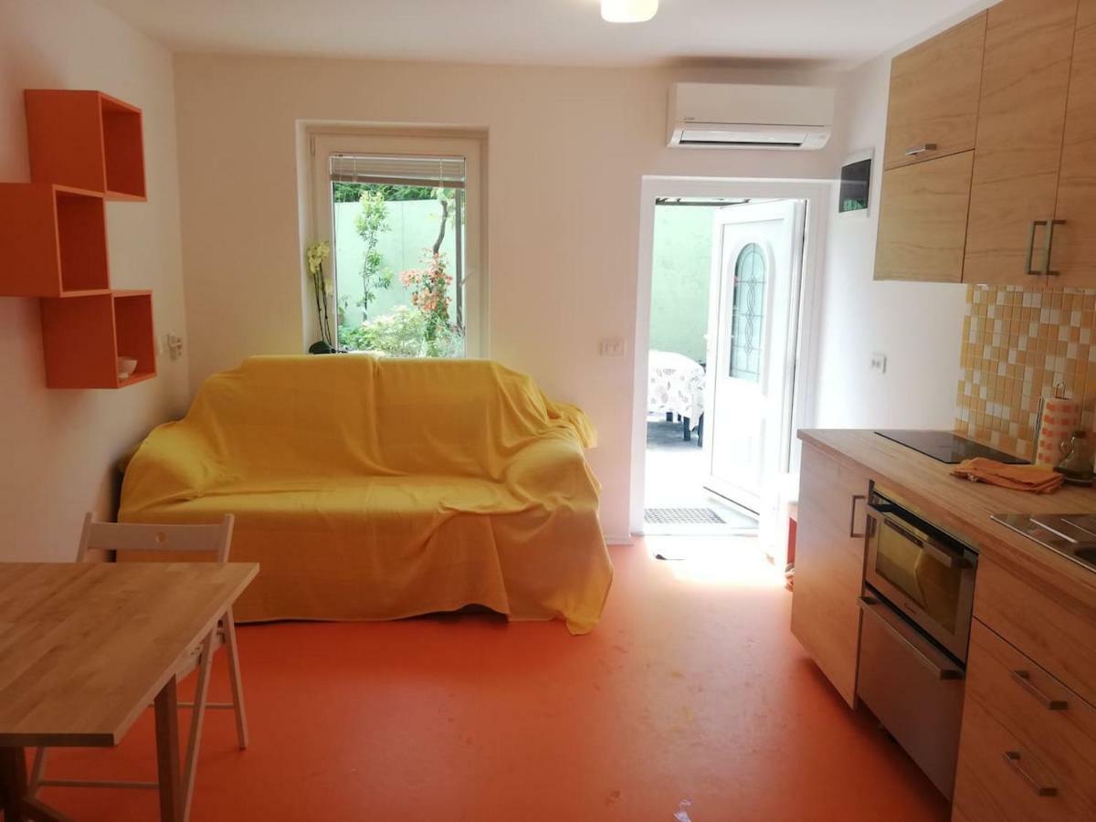 Apartma Ada イゾラ エクステリア 写真