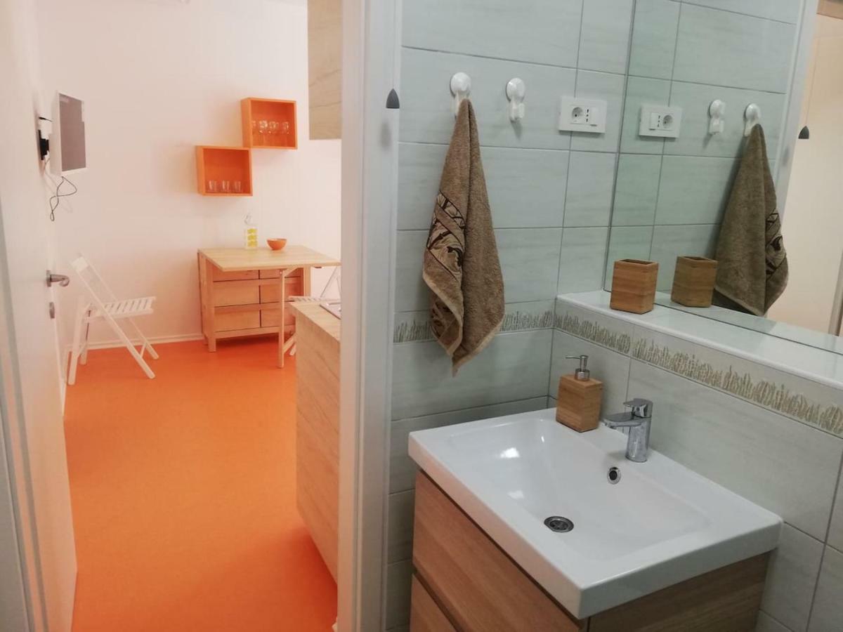 Apartma Ada イゾラ エクステリア 写真